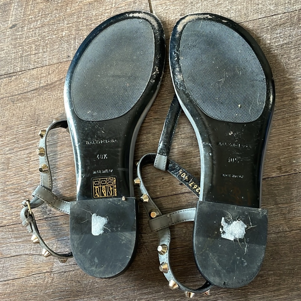 Balenciaga studded leather gladiator sandals - Picture 6 of 6